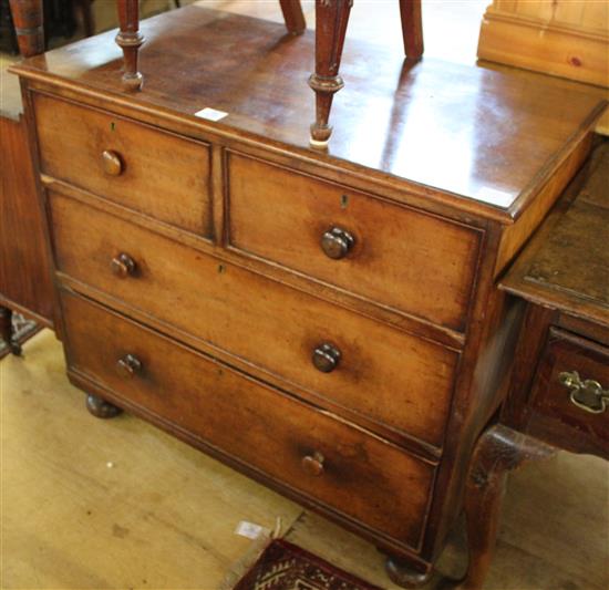 Victorian mahogany chest of drawers